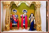 Shri Harikrishna Maharaj and Shri Radha Krishna Dev
