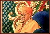 Swamishri listens attentively senior sadhus address the assembly