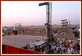Over 80,000 devotees seated at the start of the main bicentenary assembly