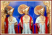Aksharbrahma Gunatitanand Swami, Bhagwan Swaminarayan and Shri Gopalanand Swami