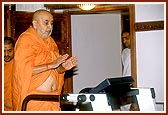 After concluding his walk, Swamishri addresses the sadhus