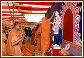 ... Shri Ghanshyam Maharaj