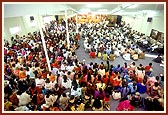 The murti pratishtha assembly in the mandir