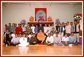 ... kishores and youths with Swamishri