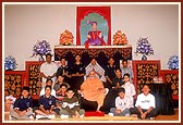 On the occasion of Bal-Kishore Day, the balaks have a photo-session with Swamishri