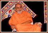 Swamishri attentively listens to the Bal-Kishore programs