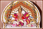 Shri Harikrishna Maharaj in a decorative apparel