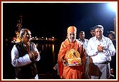 Swamishri with the principal trustees, Shri Yogeshbhai and Shri Ashwinbhai
