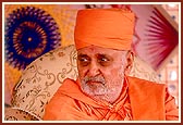 Swamishri during the assembly