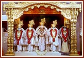 (L to R) Shri Ayodhyaprasadji Maharaj, Shri Raghuvirji Maharaj, Shri Ghanshyam Maharaj, Shri Dharmadev and Bhaktimata