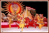 "Chaitra sud navami avi ..." the kishores perform an impressive folk dance celebrating the birth of Bhagwan Swaminarayan