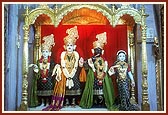 (L to R) Shri Mulji Brahmachari, Shri Harikrishna Maharaj and Shri Gopinath Dev and Radhaji