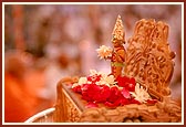 Shri Harikrishna Maharaj