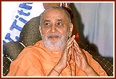 Swamishri during the shibir