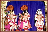 Shri Harikrishna Maharaj and Shri Radha Krishna Dev