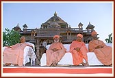 Head of Gita Mandir Pujya Mangalanandji Maharaj, Pujya Swami Anandpriyadasji of Kumkum Maninagar, Pujya Shastri Hariprakashdasji of Gurukul in Gandhinagar and Pujya Swami Madhavpriydasji of Rajkot Gurukul