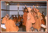 Prior to the Shraddh day of Shastriji Maharaj, sadhus enact and narrate incidents to commemorate Shastriji Maharaj
