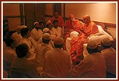 Representatives of various Muslim communities from Amdavad and other villages and towns come to offer their condolences and to condemn the terrorist attack on Akshardham 