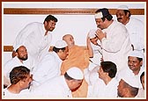 The Muslim representatives with Swamishri