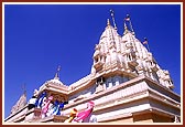 BAPS Swaminarayan Mandir, Surendranagar