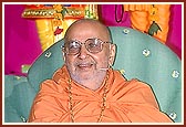 Swamishri discourses in the Satsang assembly