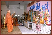 &nbsp;During his fever Swamishri performs the murti-pratishtha of deities for Hari mandirs in Matar and Dali 