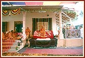Thakorji, Swamishri and sadhus in the mandir precincts