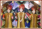 Aksharbrahma Gunatitanand Swami, Bhagwan Swaminarayan and Shri Gopalanand Swami