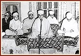 Swamishri blesses the evening satsang assembly in Songir, January 1976