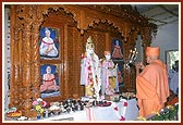 ... and arti of Thakorji