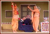 Swamishri joins Pujya Ghanshyamcharan Swami