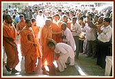Swamishri blesses devotees