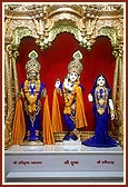 Shri Harikrishna Maharaj and Shri Radha Krishna Dev