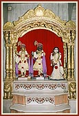 Shri Harikrishna Maharaj and Shri Radha Krishna Dev