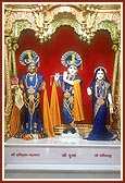 Shri Harikrishna Maharaj and Shri Radha Krishna Dev