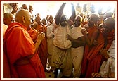 Shri Raghu Bharwad rejoices before Swamishri 