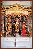 Shri Harikrishna Maharaj and Shri Radha Krishna Dev