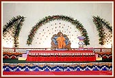 Swamishri blesses a satsang assembly