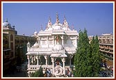 Shri Swaminarayan Mandir, Bochasan