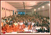 Devotees during the satsang assembly