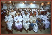 Thirty renowned scholars of South India participated in the seminar. Other scholars, sadhus and devotees also attended the seminar