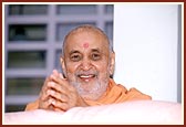 Swamishri in a happy, divine mood&nbsp;