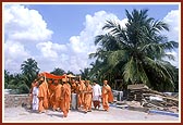 Swamishri on the mandir terrace