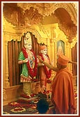 Swamishri performs murti-pratishtha of Shri Akshar Purushottam Maharaj at the BAPS Shri Swaminarayan Mandir&nbsp;