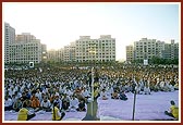 The evening celebration of Makar Sankranti in Bhakti Park