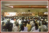 An assembly to commemorate the inauguration of the new assembly hall at BAPS Swaminarayan Mandir, Gandhinagar 