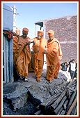 Swamishri at the shrine of Vashram Suthar's house that was sanctified by Shriji Maharaj