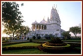 BAPS Shri Swaminarayan Mandir, Gadhada 
