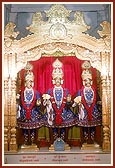 Bhagwan Swaminarayan, Aksharbrahma Gunatitanand Swami and Shri Goapalanand Swami