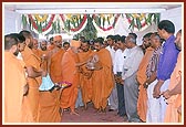 Swamishri inaugurates two newly built buildings at the BAPS Naimisharanya Gurukul in Gondal